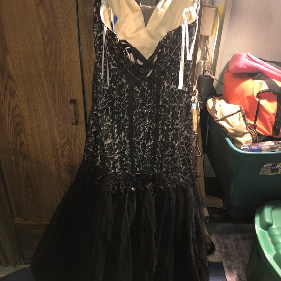 Studio 17 prom dress - Picture 2 of 3